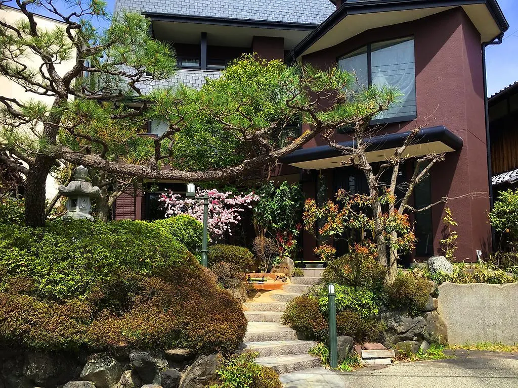 Hananobou Kinkakuji-Michi Kyoto